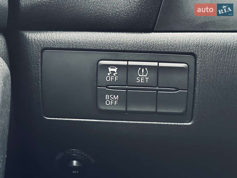 Седан Mazda 3 2014 в Кременчуці