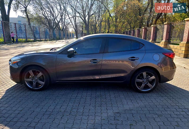 Седан Mazda 3 2018 в Одессе