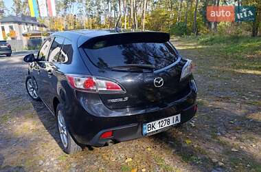 Хэтчбек Mazda 3 2010 в 