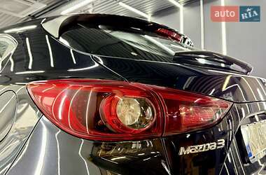 Хэтчбек Mazda 3 2015 в 