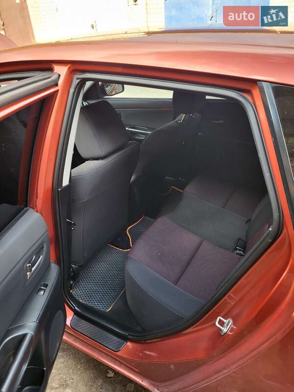 Хэтчбек Mazda 3 2005 в Днепре фото 13 Хэтчбек Mazda 3 2005 в Днепре