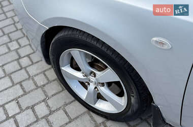 Хэтчбек Mazda 3 2006 в  фото 6 Хэтчбек Mazda 3 2006 в