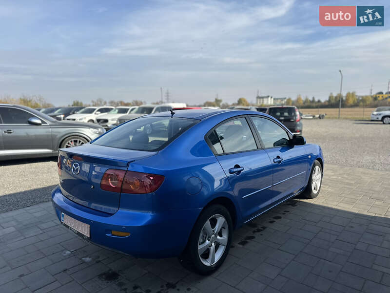 Седан Mazda 3 2005 в Ровно