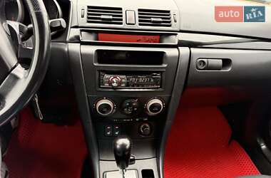 Хетчбек Mazda 3 2005 в 