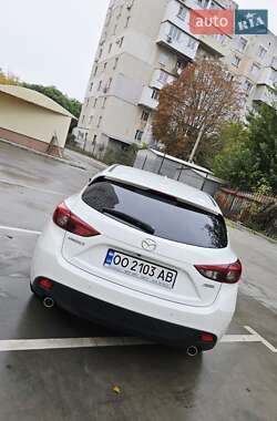 Хетчбек Mazda 3 2015 в  фото 21 Хетчбек Mazda 3 2015 в