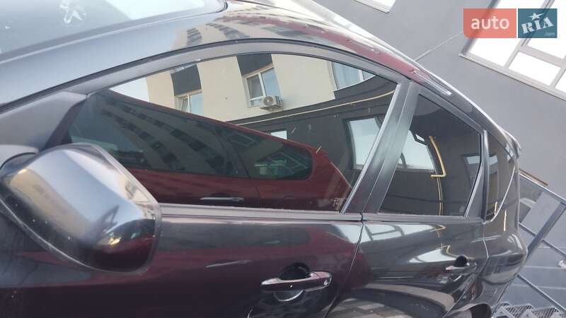 Хетчбек Mazda 3 2008 в Гатне