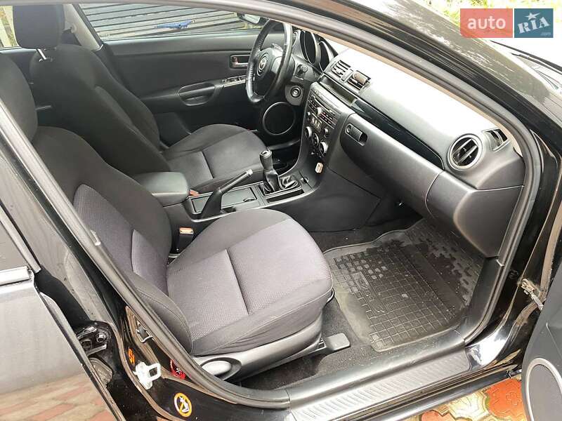 Хэтчбек Mazda 3 2006 в Житомире