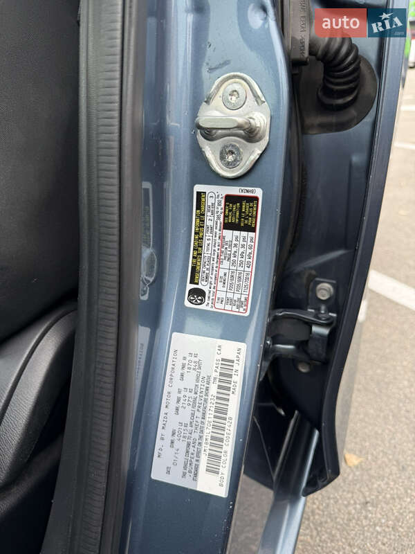 Хэтчбек Mazda 3 2014 в Киеве