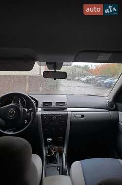 Седан Mazda 3 2004 в  фото 7 Седан Mazda 3 2004 в