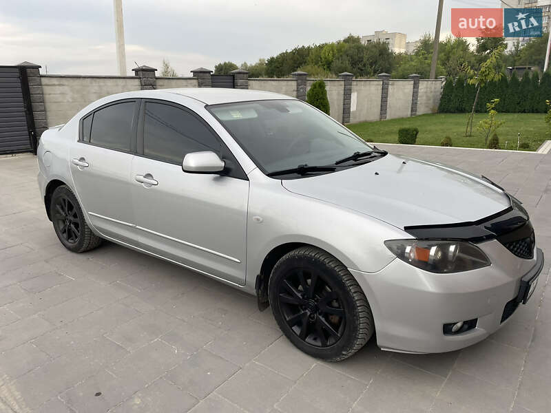 Седан Mazda 3 2006 в  фото Седан Mazda 3 2006 в