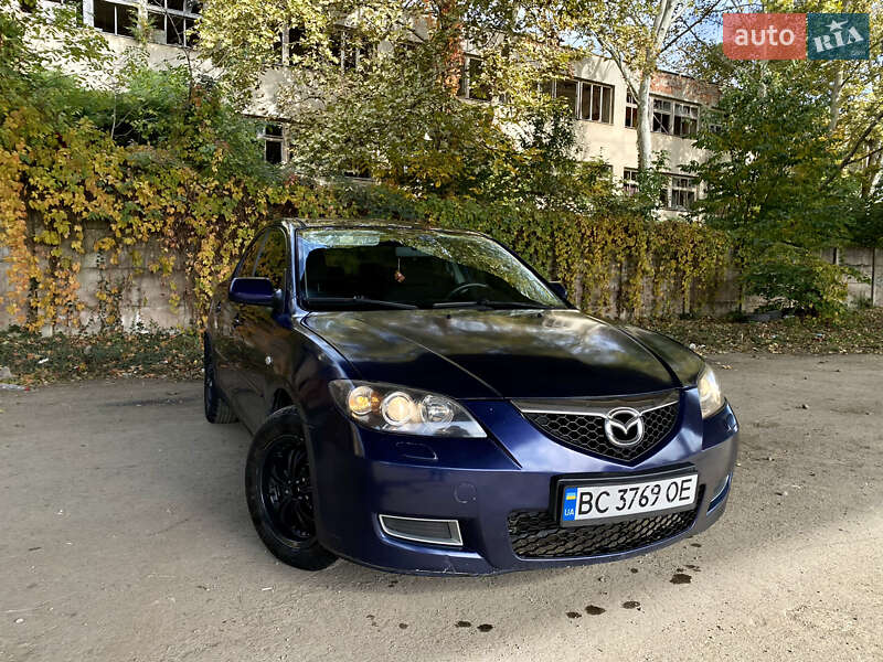 Седан Mazda 3 2004 в Мукачевому фото 2 Седан Mazda 3 2004 в Мукачевому