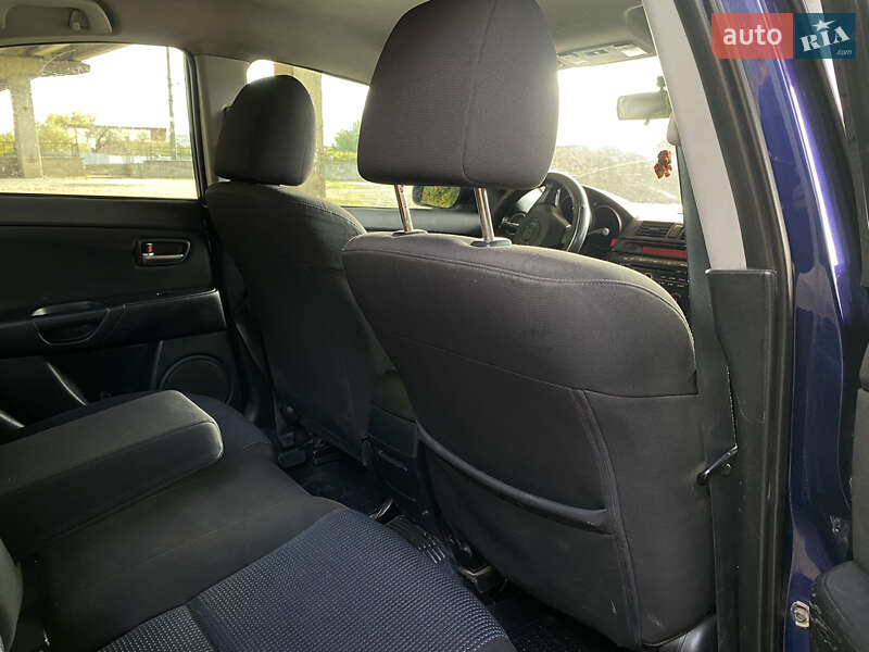 Седан Mazda 3 2004 в Мукачевому фото 17 Седан Mazda 3 2004 в Мукачевому