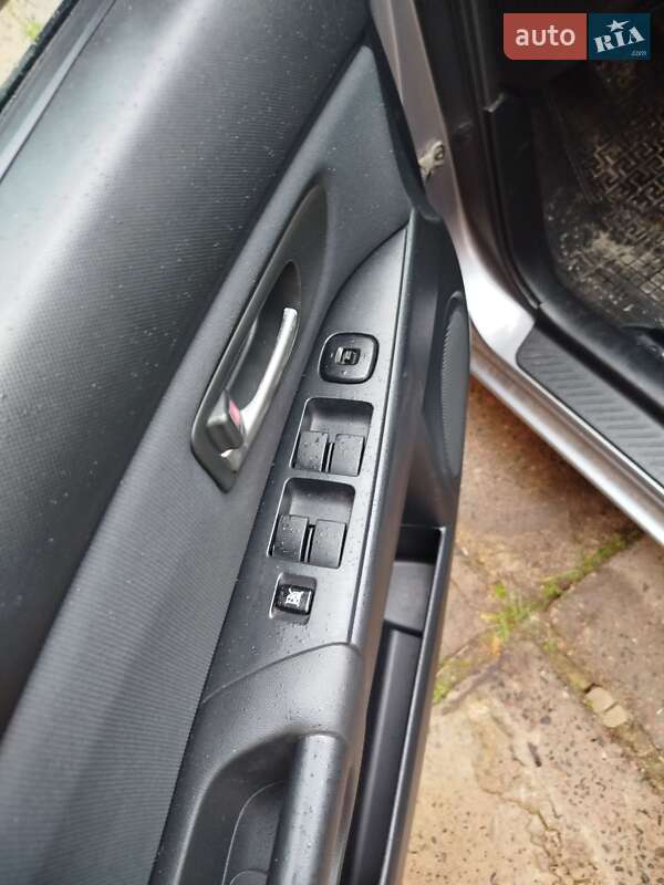 Хэтчбек Mazda 3 2005 в Мерефа фото 11 Хэтчбек Mazda 3 2005 в Мерефа