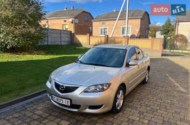 Седан Mazda 3 2007 в Жовкві