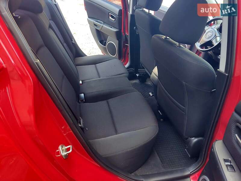 Седан Mazda 3 2007 в Днепре