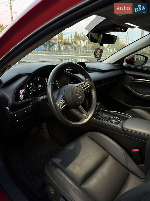 Седан Mazda 3 2022 в Миколаєві