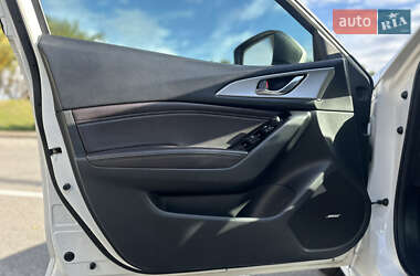 Седан Mazda 3 2017 в  фото 10 Седан Mazda 3 2017 в