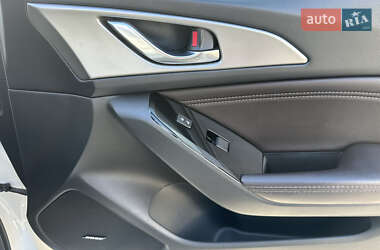 Седан Mazda 3 2017 в  фото 40 Седан Mazda 3 2017 в