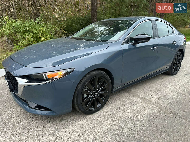 Седан Mazda 3 2023 в Киеве фото Седан Mazda 3 2023 в Киеве
