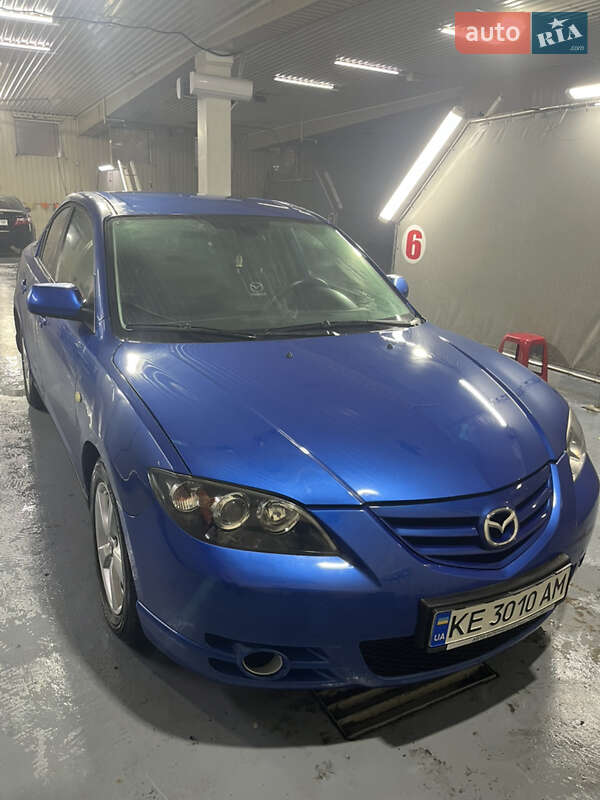 Седан Mazda 3 2005 в Каменском