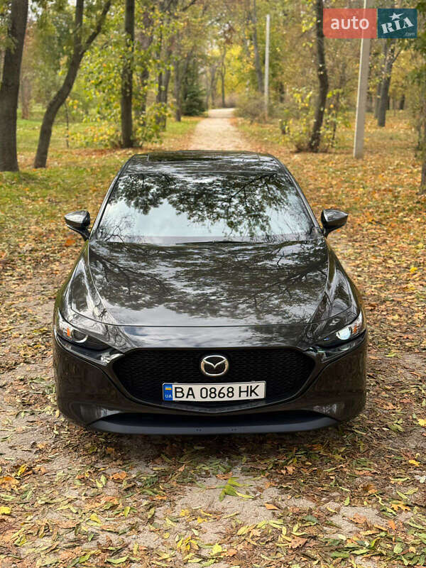 Хэтчбек Mazda 3 2021 в Кропивницком