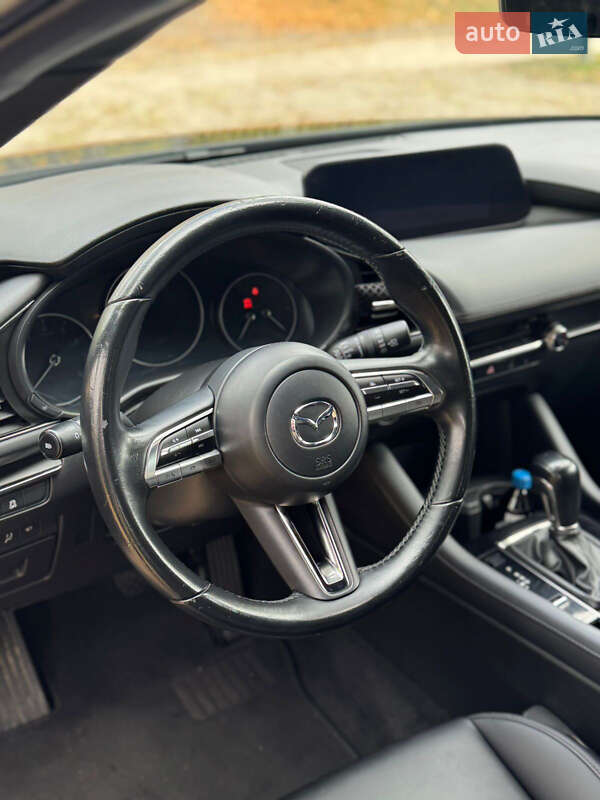 Хэтчбек Mazda 3 2021 в Кропивницком
