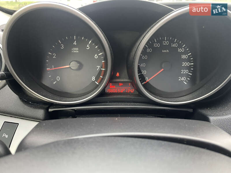 Седан Mazda 3 2010 в Ивано-Франковске