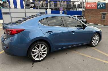 Седан Mazda 3 2017 в Фастові