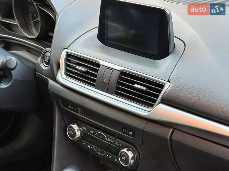 Седан Mazda 3 2017 в Одессе фото 12 Седан Mazda 3 2017 в Одессе