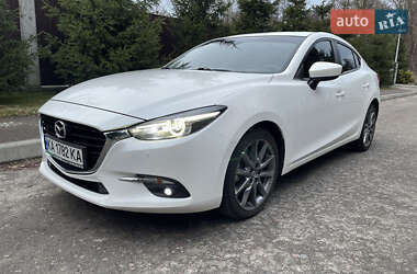Седан Mazda 3 2018 в Киеве Седан Mazda 3 2018 в Киеве