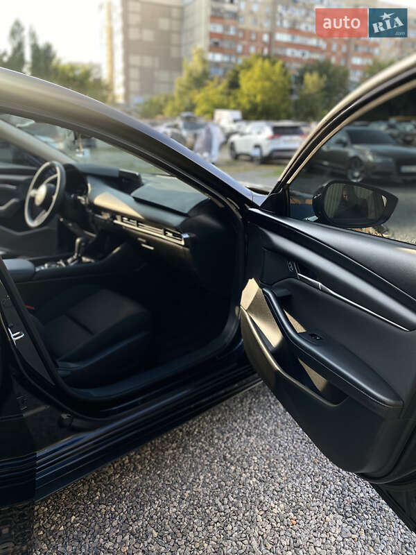 Седан Mazda 3 2023 в Вінниці