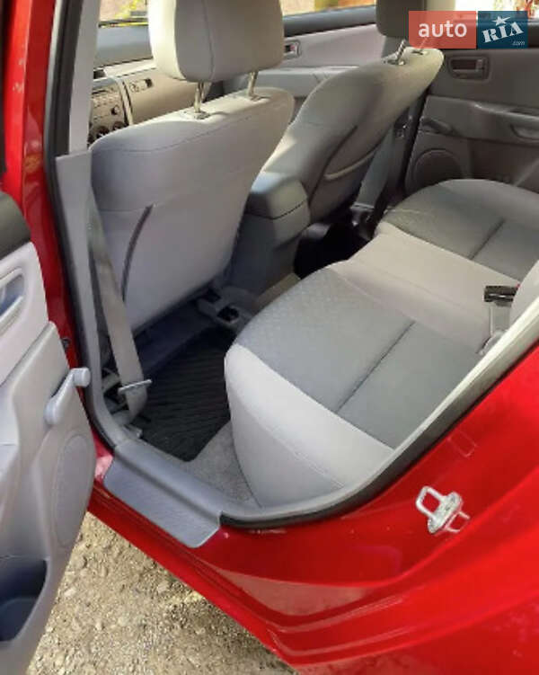 Хетчбек Mazda 3 2005 в Береговому