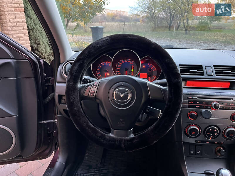 Седан Mazda 3 2007 в Смілі фото 29 Седан Mazda 3 2007 в Смілі