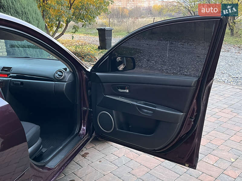 Седан Mazda 3 2007 в Смілі фото 33 Седан Mazda 3 2007 в Смілі
