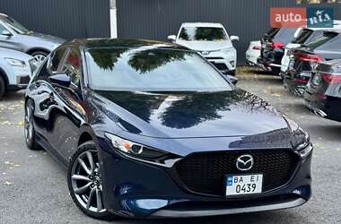 Хэтчбек Mazda 3 2019 в Киеве