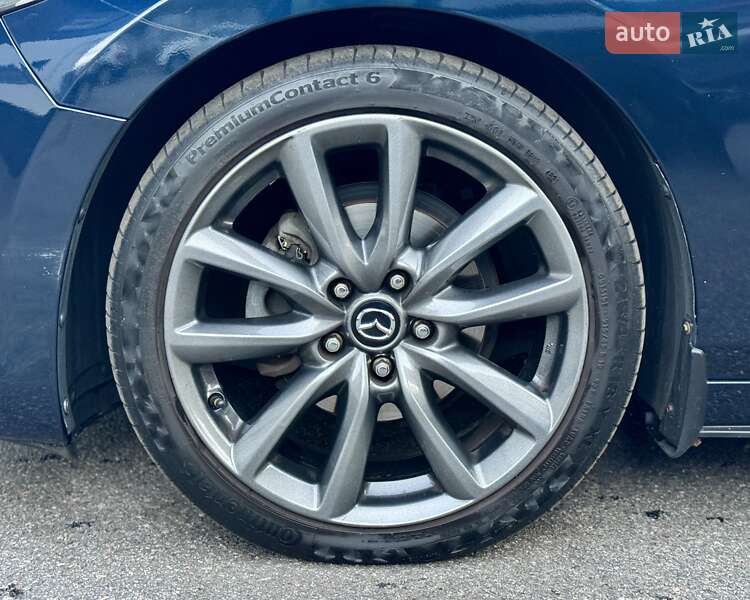 Хэтчбек Mazda 3 2019 в Киеве