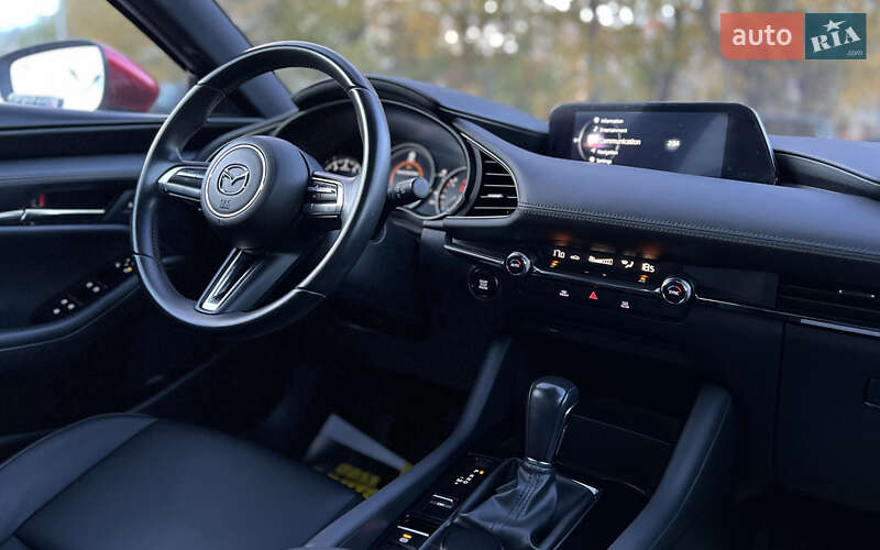 Хэтчбек Mazda 3 2019 в Львове