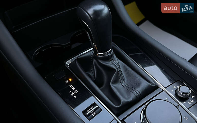 Хэтчбек Mazda 3 2019 в Львове