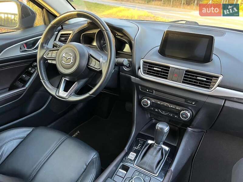 Седан Mazda 3 2017 в Києві фото 7 Седан Mazda 3 2017 в Києві
