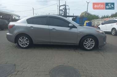 Седан Mazda 3 2011 в Ивано-Франковске