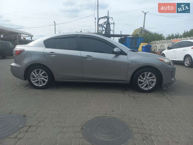 Седан Mazda 3 2011 в Ивано-Франковске фото 6 Седан Mazda 3 2011 в Ивано-Франковске