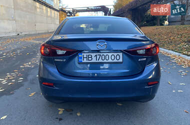 Седан Mazda 3 2017 в Днепре