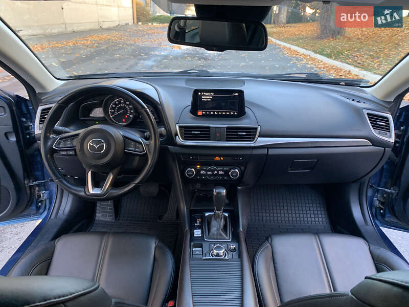 Седан Mazda 3 2017 в Днепре фото 18 Седан Mazda 3 2017 в Днепре