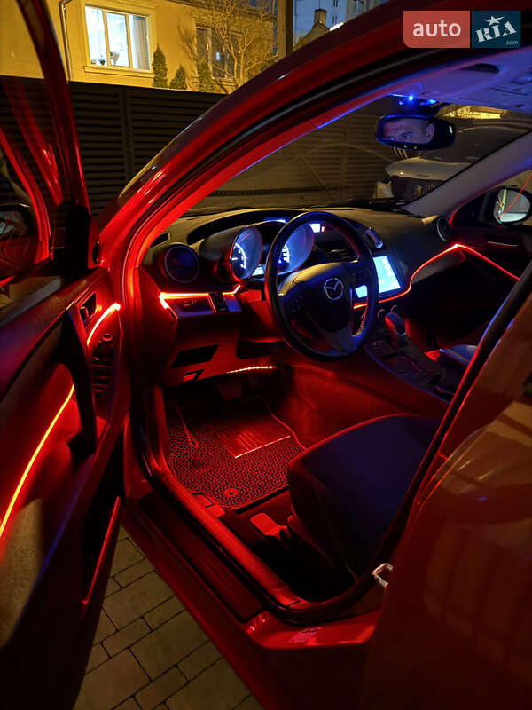 Хетчбек Mazda 3 2011 в Львові