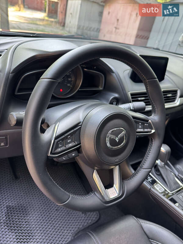 Седан Mazda 3 2016 в Запорожье фото 35 Седан Mazda 3 2016 в Запорожье