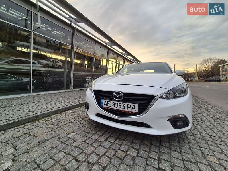 Хетчбек Mazda 3 2016 в Дніпрі фото 9 Хетчбек Mazda 3 2016 в Дніпрі