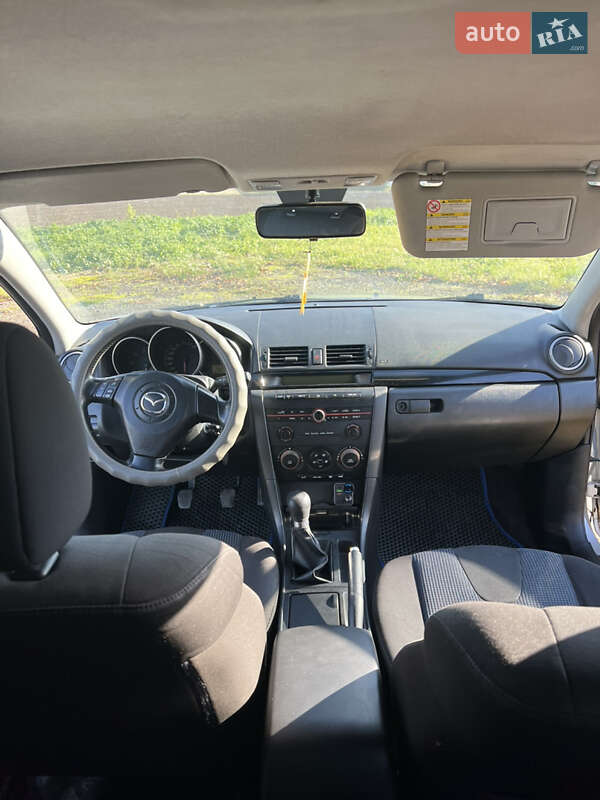 Седан Mazda 3 2004 в Рівному фото 5 Седан Mazda 3 2004 в Рівному