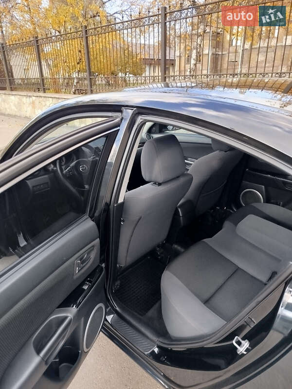 Седан Mazda 3 2008 в Каменском