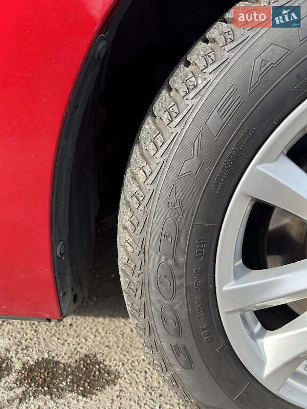 Хэтчбек Mazda 3 2016 в Киеве