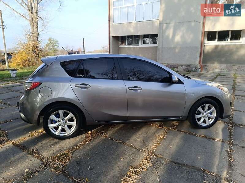 Хэтчбек Mazda 3 2009 в Черновцах фото 10 Хэтчбек Mazda 3 2009 в Черновцах